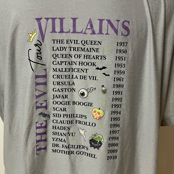 💐 Disney x Old Navy Villains The Evil Tour Graphic Tee Sz L in Cloud Cover - Picture 4 of 7